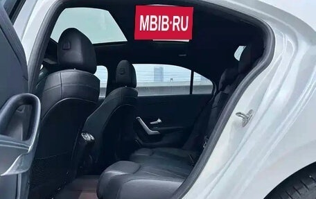 Mercedes-Benz A-Класс, 2022 год, 1 600 004 рублей, 14 фотография