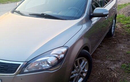 KIA cee'd I рестайлинг, 2010 год, 890 000 рублей, 3 фотография