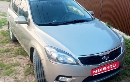 KIA cee'd I рестайлинг, 2010 год, 890 000 рублей, 2 фотография