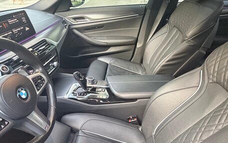 BMW 5 серия, 2022 год, 6 950 000 рублей, 15 фотография