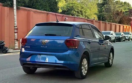 Volkswagen Polo, 2021 год, 950 006 рублей, 3 фотография