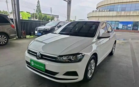 Volkswagen Polo, 2021 год, 1 035 006 рублей, 2 фотография