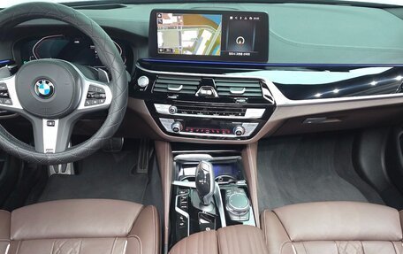 BMW 5 серия, 2023 год, 5 800 000 рублей, 15 фотография