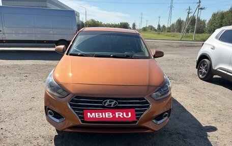 Hyundai Solaris II рестайлинг, 2017 год, 1 200 000 рублей, 5 фотография