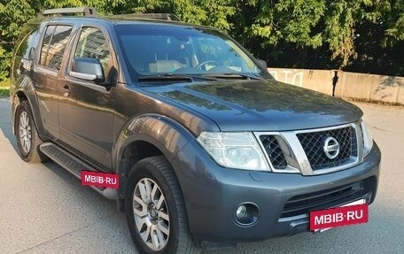 Nissan Pathfinder, 2013 год, 1 650 000 рублей, 3 фотография