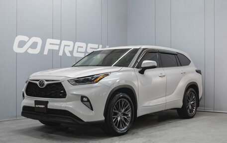 Toyota Highlander, 2021 год, 5 600 000 рублей, 1 фотография
