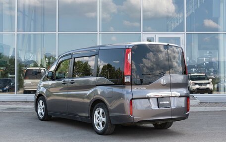 Honda Stepwgn IV, 2016 год, 1 650 000 рублей, 2 фотография