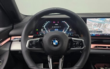 BMW 5 серия, 2025 год, 6 700 000 рублей, 16 фотография