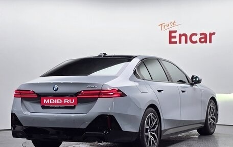 BMW 5 серия, 2025 год, 6 700 000 рублей, 5 фотография
