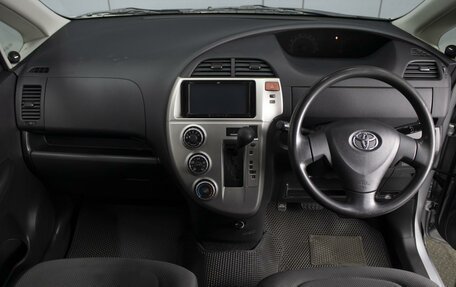Toyota Ractis I, 2009 год, 660 000 рублей, 5 фотография