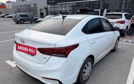 Hyundai Solaris II рестайлинг, 2017 год, 1 220 000 рублей, 4 фотография