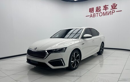 Skoda Octavia IV, 2022 год, 1 510 000 рублей, 1 фотография