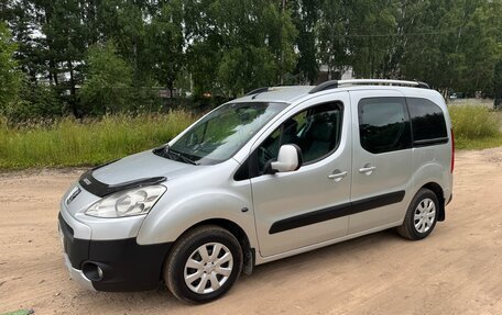 Peugeot Partner II рестайлинг 2, 2011 год, 425 000 рублей, 4 фотография