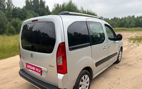 Peugeot Partner II рестайлинг 2, 2011 год, 425 000 рублей, 2 фотография