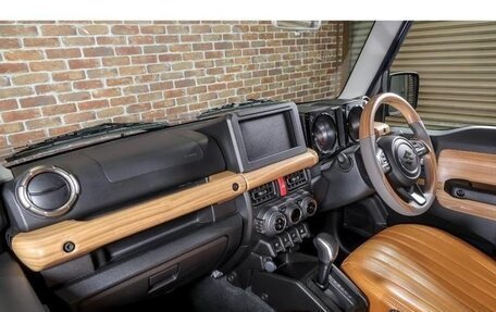 Suzuki Jimny, 2023 год, 1 950 000 рублей, 9 фотография