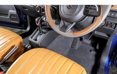 Suzuki Jimny, 2023 год, 1 950 000 рублей, 11 фотография
