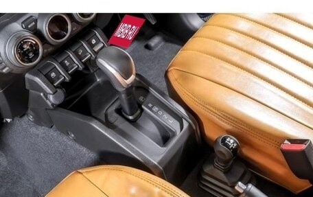 Suzuki Jimny, 2023 год, 1 950 000 рублей, 14 фотография