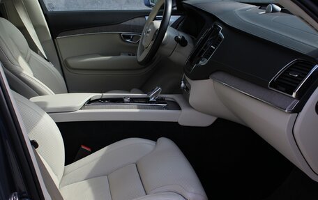 Volvo XC90 II рестайлинг, 2021 год, 5 800 000 рублей, 6 фотография