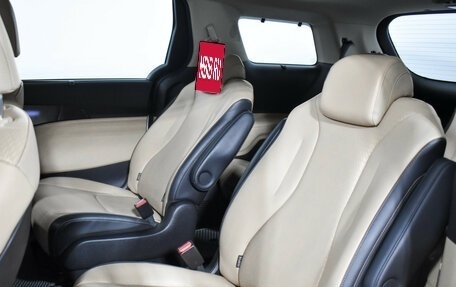 KIA Carnival, 2020 год, 3 390 000 рублей, 14 фотография