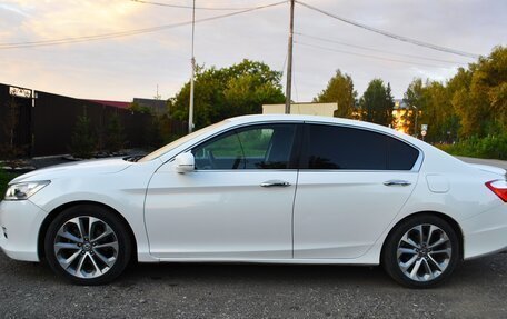 Honda Accord IX рестайлинг, 2013 год, 1 600 000 рублей, 2 фотография