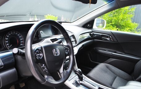 Honda Accord IX рестайлинг, 2013 год, 1 600 000 рублей, 11 фотография