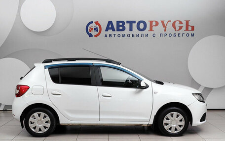 Renault Sandero II рестайлинг, 2016 год, 725 000 рублей, 5 фотография