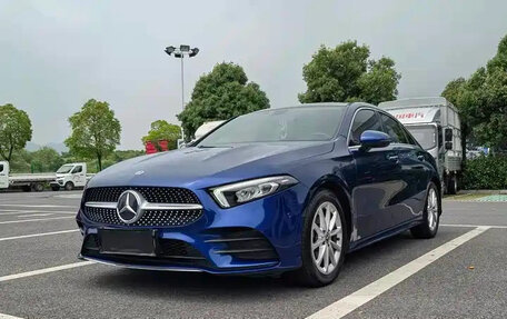 Mercedes-Benz A-Класс, 2022 год, 1 933 000 рублей, 1 фотография