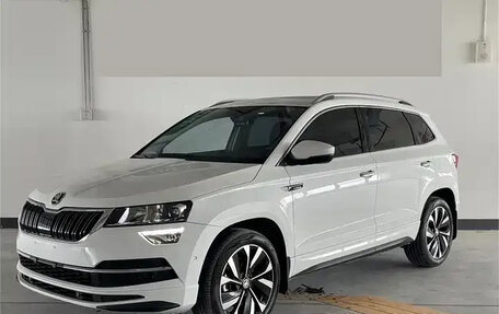 Skoda Karoq I, 2023 год, 2 220 000 рублей, 1 фотография