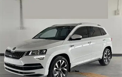 Skoda Karoq I, 2023 год, 2 220 000 рублей, 1 фотография