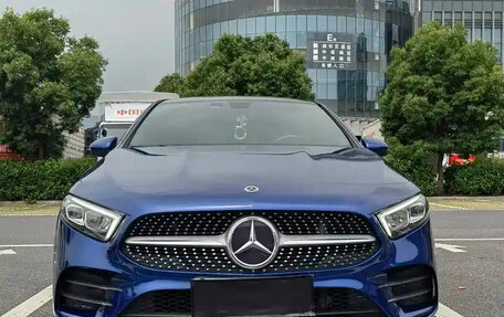 Mercedes-Benz A-Класс, 2022 год, 1 933 000 рублей, 2 фотография
