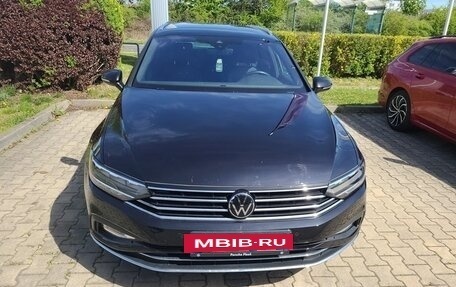 Volkswagen Passat B8 рестайлинг, 2023 год, 2 799 000 рублей, 2 фотография