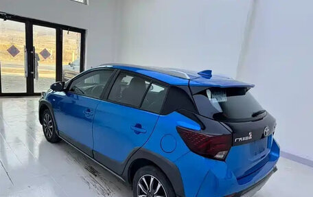 Toyota Yaris, 2023 год, 1 330 500 рублей, 4 фотография