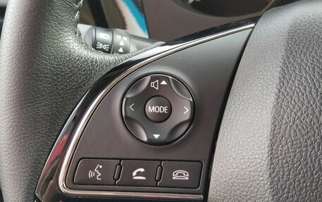 Mitsubishi Outlander III рестайлинг 3, 2022 год, 2 600 000 рублей, 10 фотография