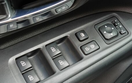 Mitsubishi Outlander III рестайлинг 3, 2022 год, 2 600 000 рублей, 8 фотография