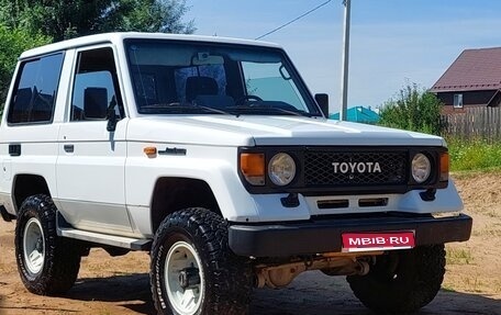 Toyota Land Cruiser 70, 1986 год, 1 500 000 рублей, 1 фотография