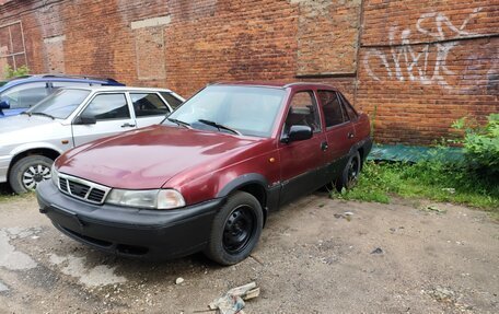 Daewoo Nexia I рестайлинг, 2001 год, 60 000 рублей, 3 фотография