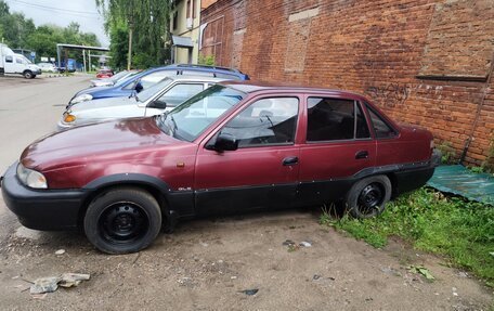 Daewoo Nexia I рестайлинг, 2001 год, 60 000 рублей, 4 фотография