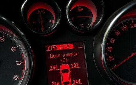 Opel Astra J, 2011 год, 710 000 рублей, 14 фотография