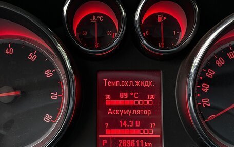Opel Astra J, 2011 год, 710 000 рублей, 13 фотография
