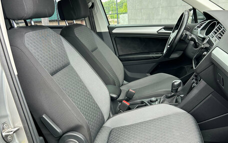 Volkswagen Tiguan II, 2020 год, 2 735 000 рублей, 13 фотография
