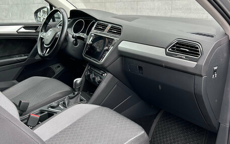 Volkswagen Tiguan II, 2020 год, 2 735 000 рублей, 14 фотография