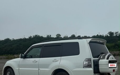 Mitsubishi Pajero IV, 2011 год, 2 250 000 рублей, 3 фотография