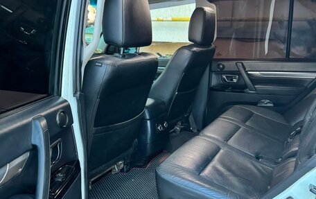 Mitsubishi Pajero IV, 2011 год, 2 250 000 рублей, 7 фотография