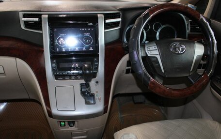 Toyota Alphard III, 2011 год, 2 500 000 рублей, 17 фотография