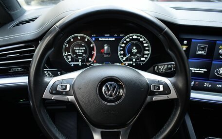 Volkswagen Touareg III, 2019 год, 5 200 000 рублей, 11 фотография