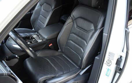 Volkswagen Touareg III, 2019 год, 5 200 000 рублей, 19 фотография