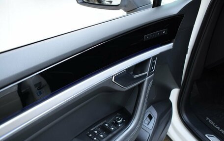 Volkswagen Touareg III, 2019 год, 5 200 000 рублей, 18 фотография