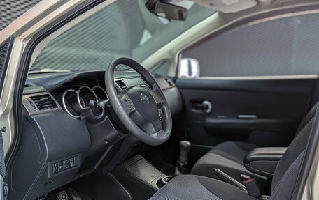 Nissan Tiida, 2010 год, 950 000 рублей, 9 фотография