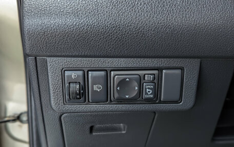 Nissan Tiida, 2010 год, 950 000 рублей, 19 фотография