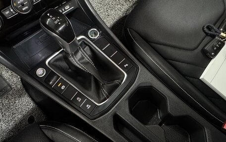 Volkswagen Jetta VII, 2023 год, 1 980 000 рублей, 6 фотография